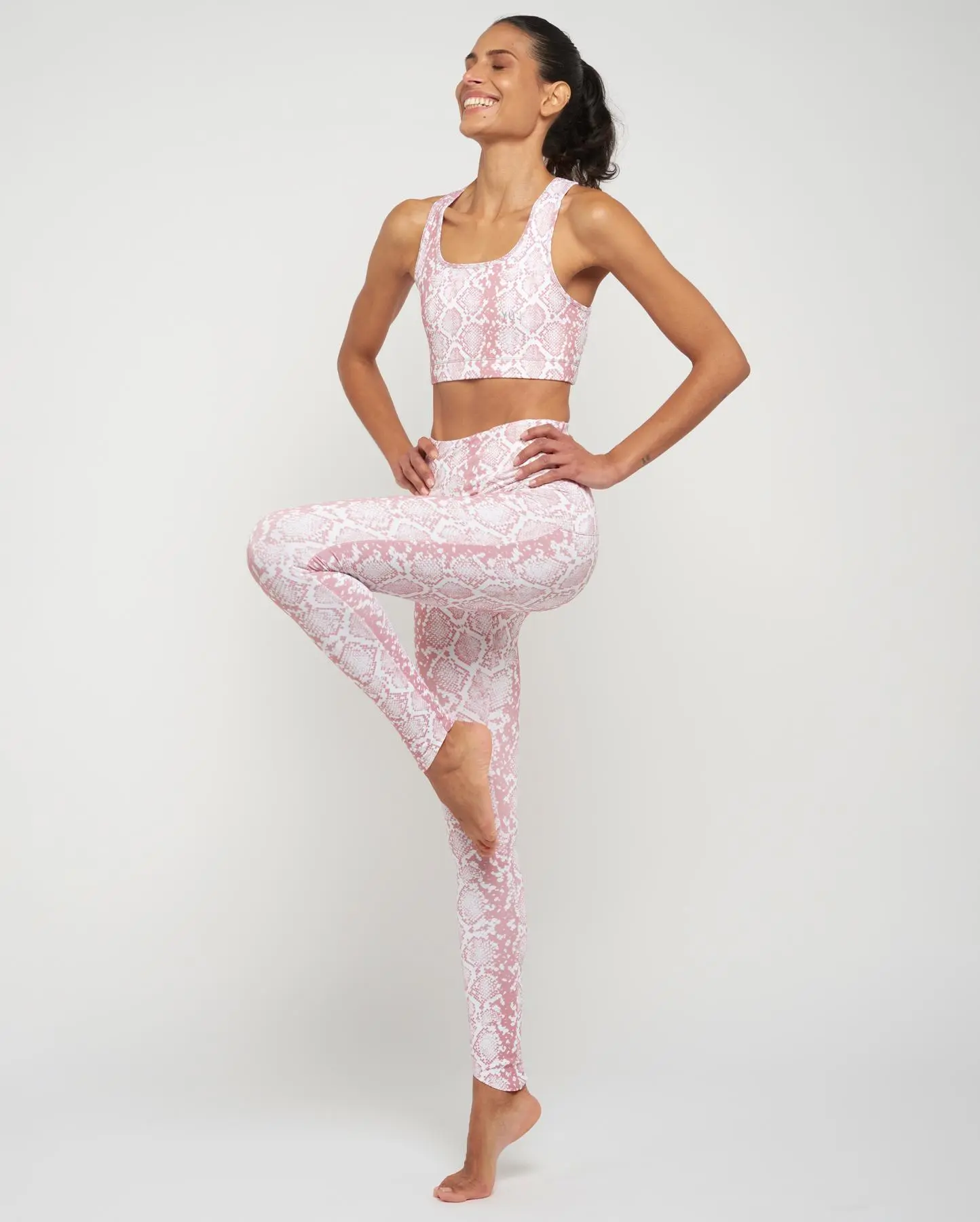 Brassière de yoga PYTHROSE - Image 6