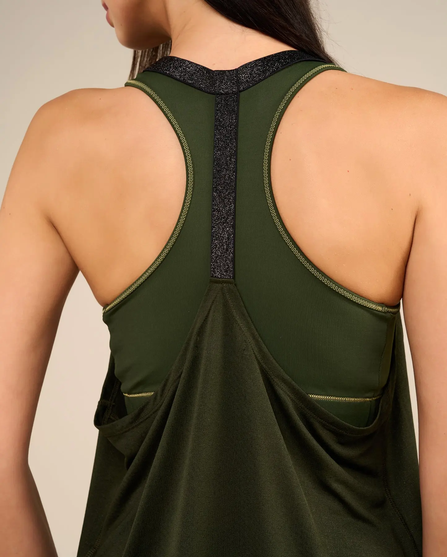 Débardeur de yoga kaki et noir LEOTEE - Image 3